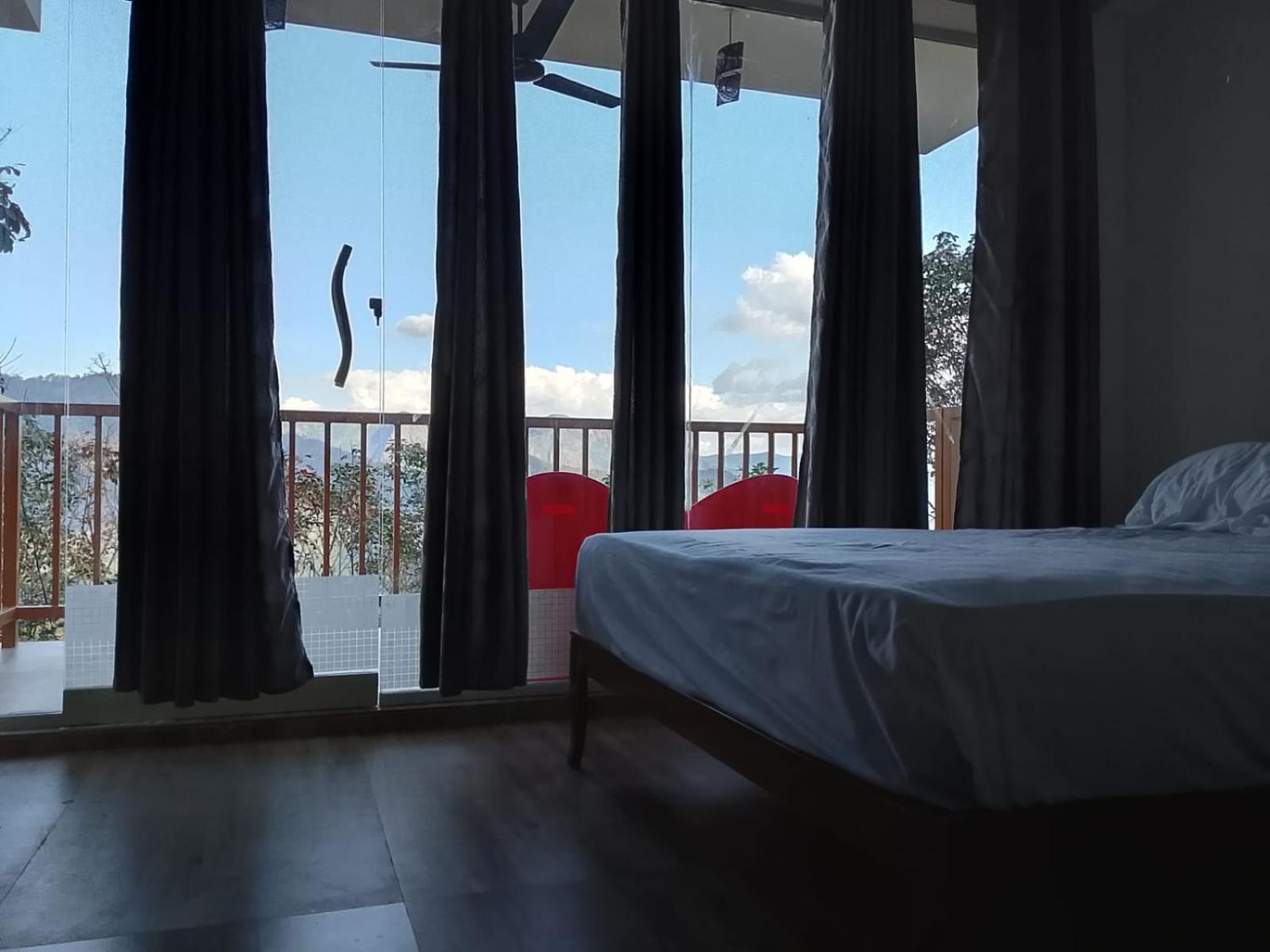 Cloudscape Homestay Pirmed Экстерьер фото